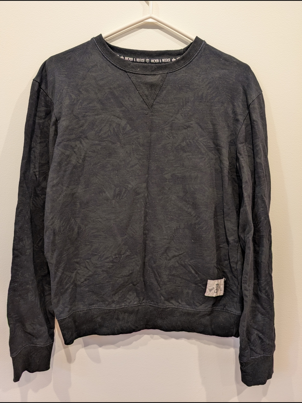 Anchor & Release - Men's Black Crewneck Sweater With Subtle Tropical Print - L